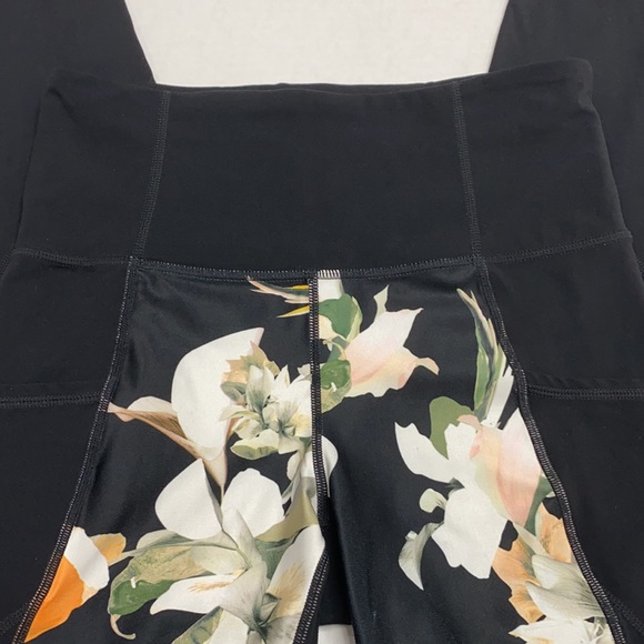 Athleta Blossom Black Floral High Waist Leggings S - Picture 3 of 8